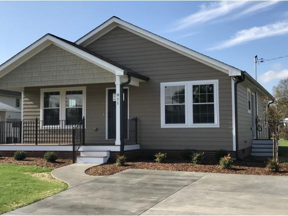 811 North Roan Street - Photo 1