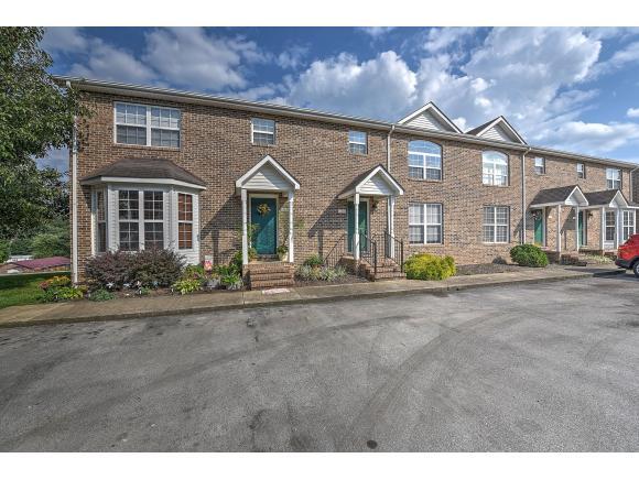 101 Waterford Court - Photo 1