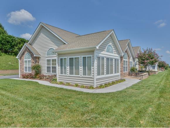 383 Villa View Point - Photo 1