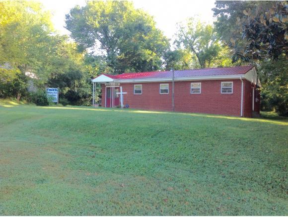 906 Pine Grove - Photo 1