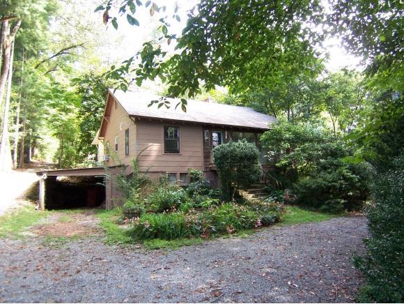 3208 W Walnut Street - Photo 1