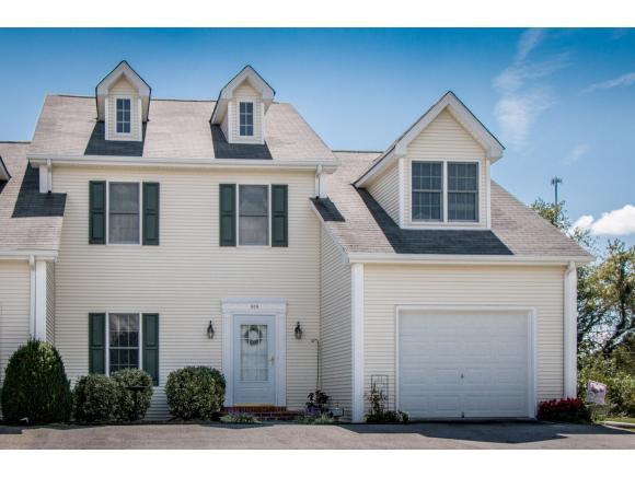 800 Barclay - Photo 1