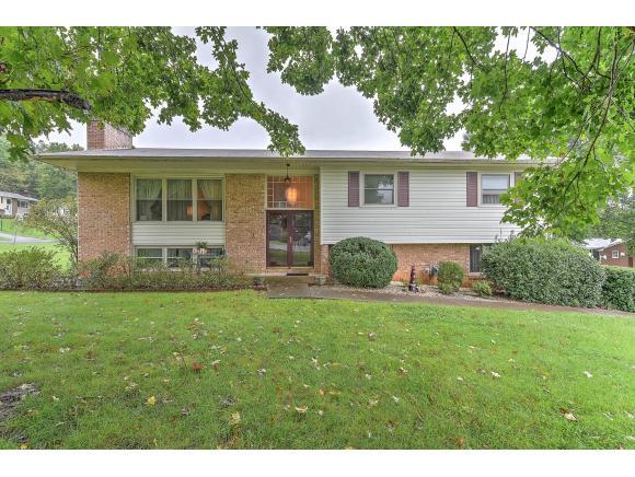 1001 Beechwood Dr - Photo 1