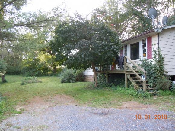 192 Hudson St - Photo 1