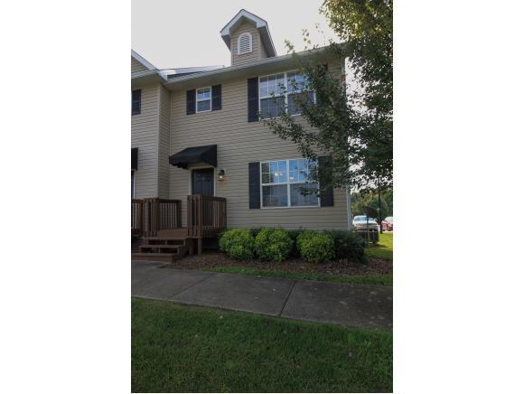 617 Hazel Street - Photo 1