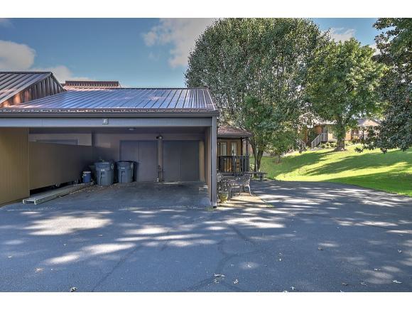 548F Fleetwood Drive - Photo 1
