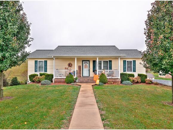 140 Carriage Ln - Photo 1