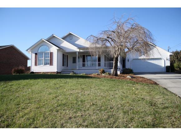 223 Chickasaw Circle - Photo 1