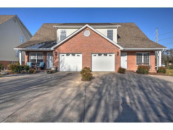 1 Monarch Dr - Photo 1