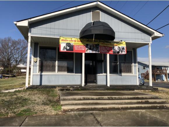 1415 E. Fairview Avenue - Photo 1