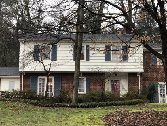 302 Hillside Road - Photo 1