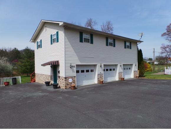 711 Mckinney Avenue - Photo 1