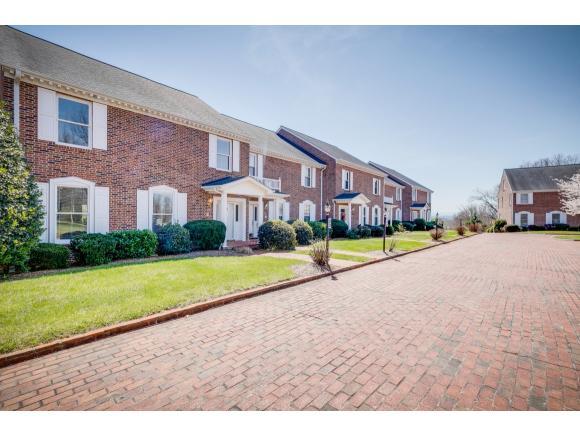 112 Barberry Road - Photo 1