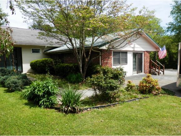 133 Leigh Avenue - Photo 1