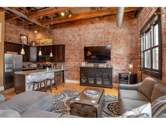 217 Broad Street - Photo 1