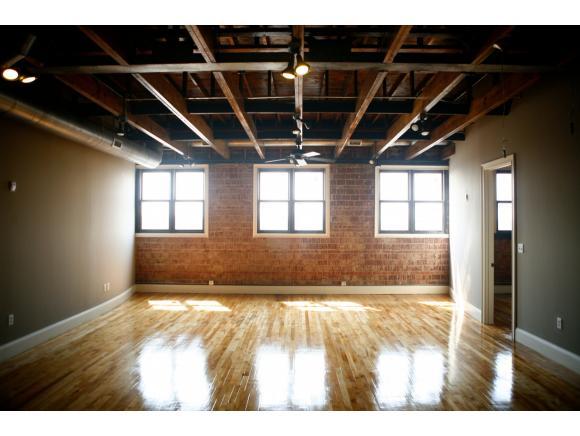 217 Broad Street - Photo 1