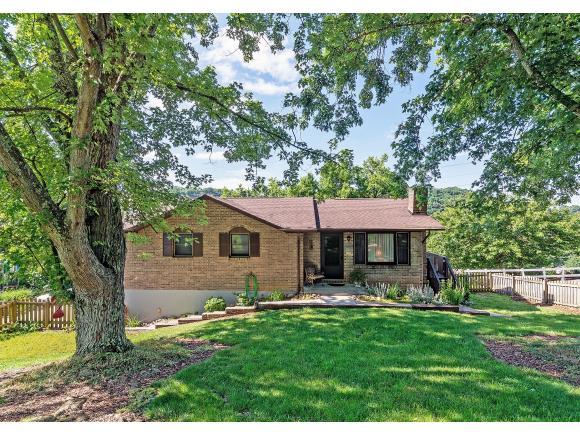 10202 Oakwinds Circle - Photo 1