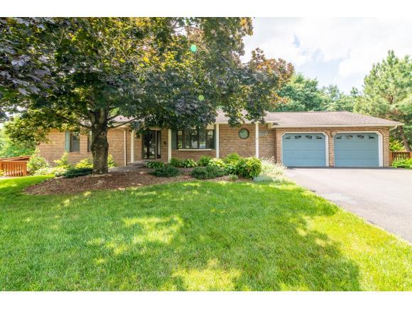 19008 Essex Drive - Photo 1