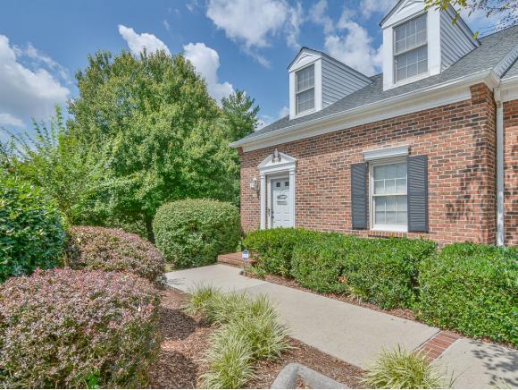 400 Sunset Dr. - Photo 1