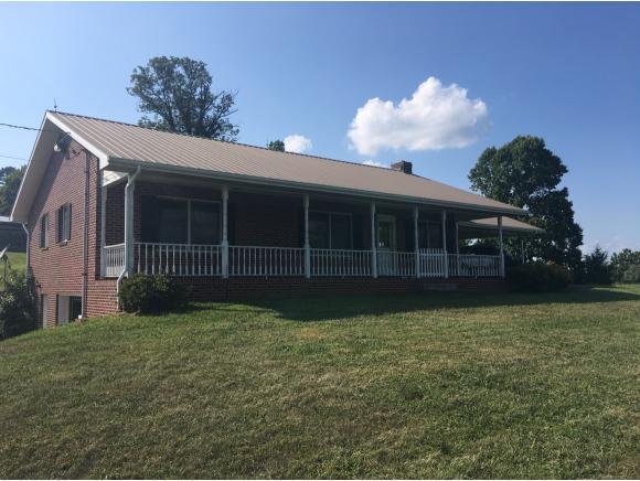 180 Masters Circle - Photo 1