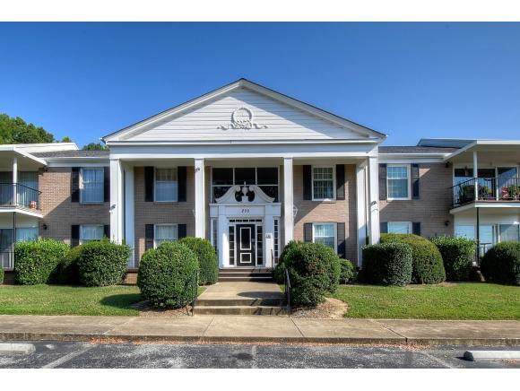 202 University Parkway - Photo 1