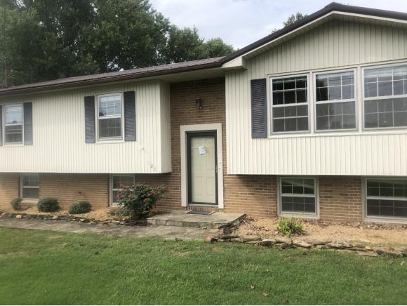 321 Piney Ave - Photo 1