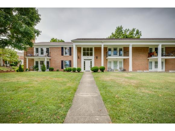 1921 Manor Court - Photo 1