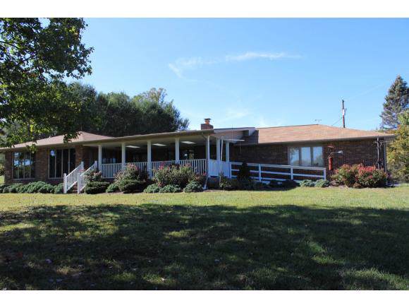 290 Canterbury Dr. - Photo 1
