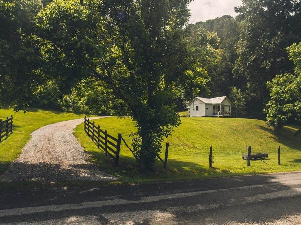 3130 Swinging Bridge Road - Photo 1