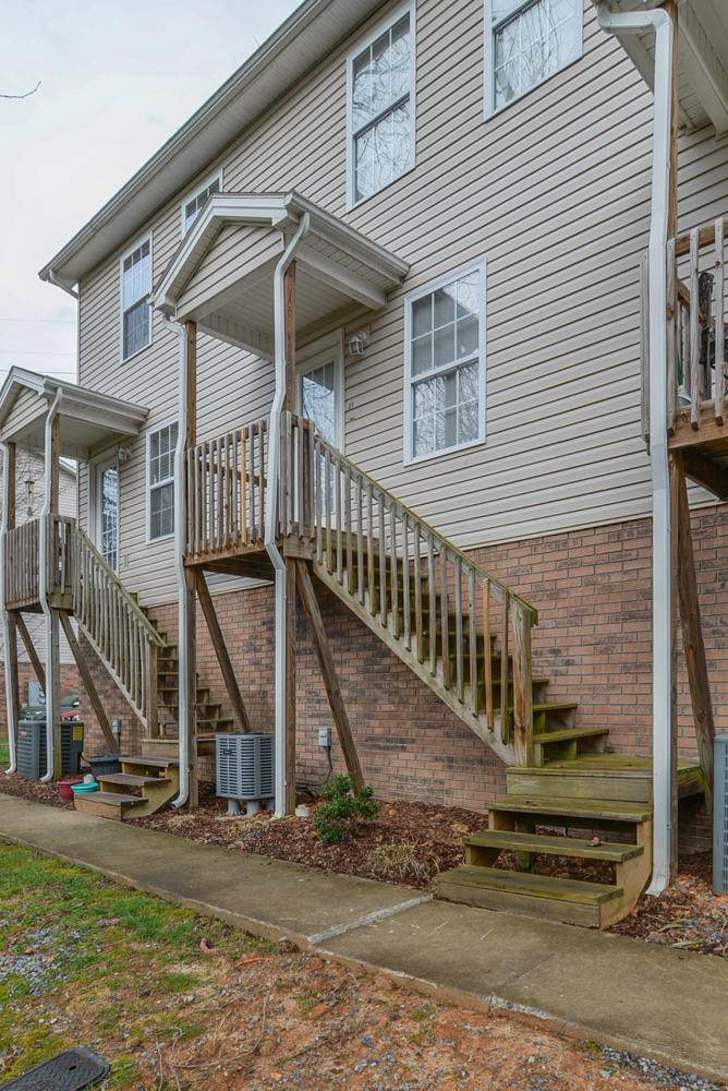 2305 Greenwood Drive - Photo 1