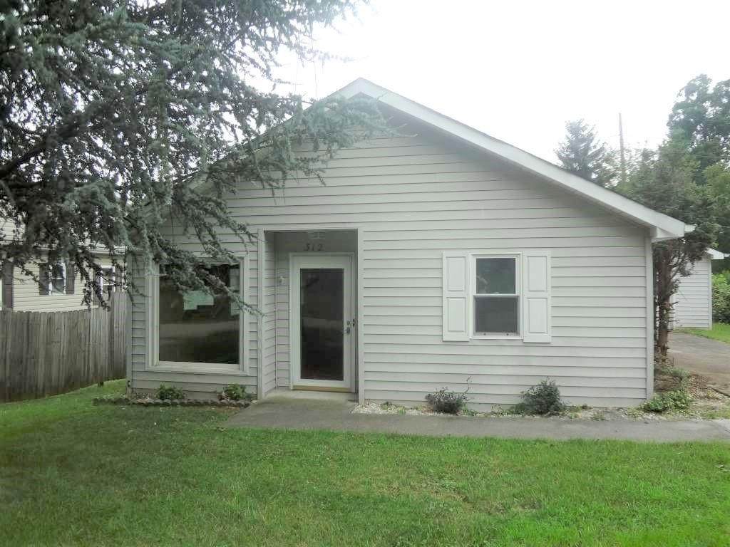 312 Arbutus Avenue - Photo 1