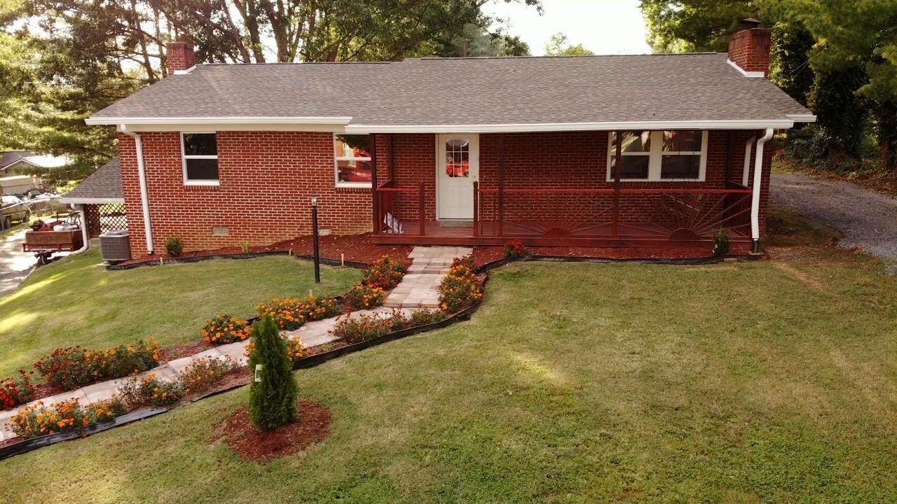 123 Circleview Drive - Photo 1