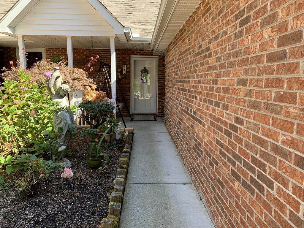 428 Alexander Avenue - Photo 1