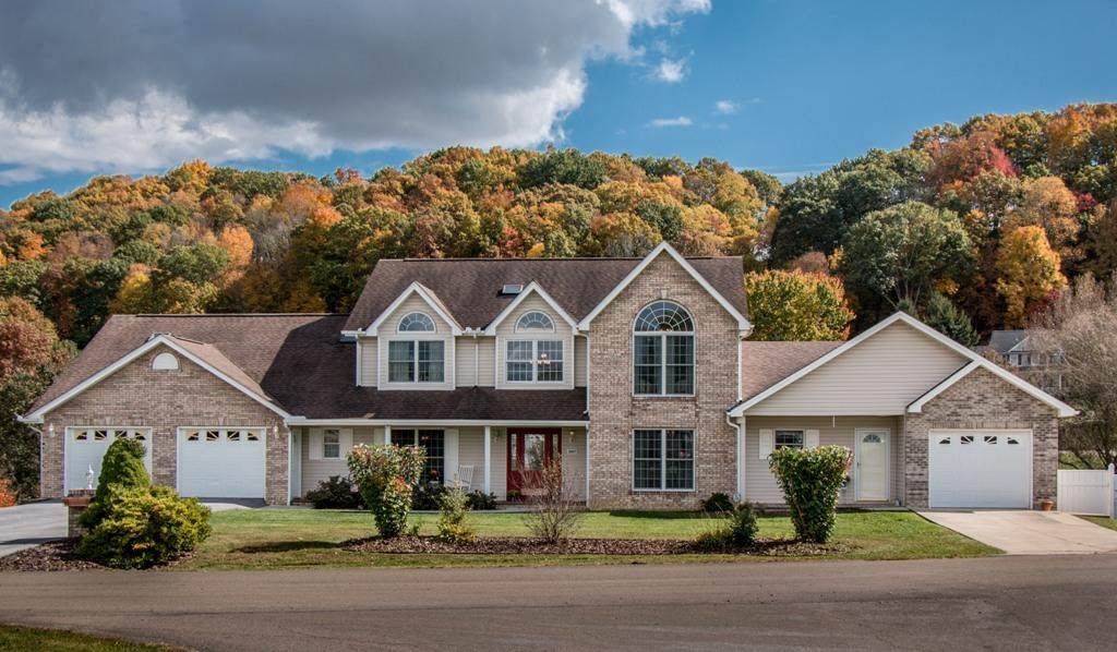 19077 Sterling Drive - Photo 1