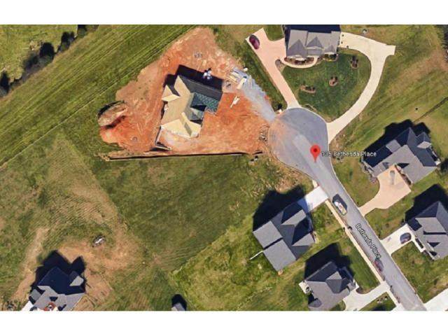 135 Bethesda Place - Photo 1