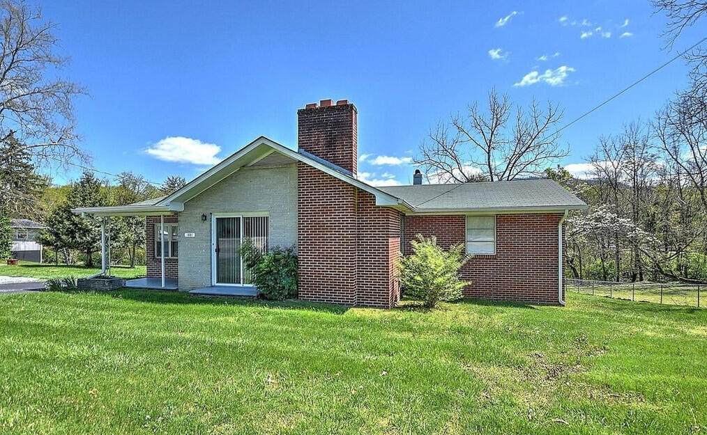 1601 Cherokee Road - Photo 1