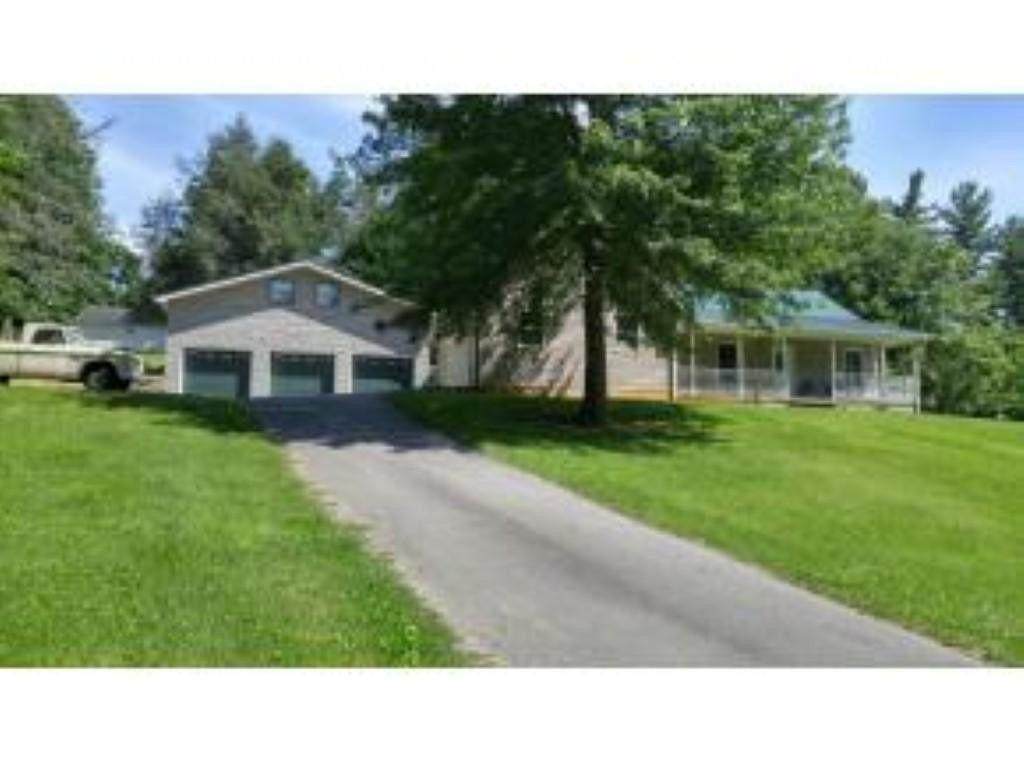 135 Whispering Pines Road - Photo 1