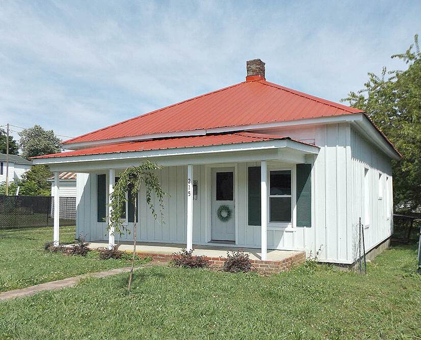 215 Carolina Avenue - Photo 1