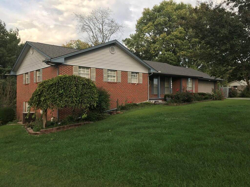 1433 Russell Street - Photo 1