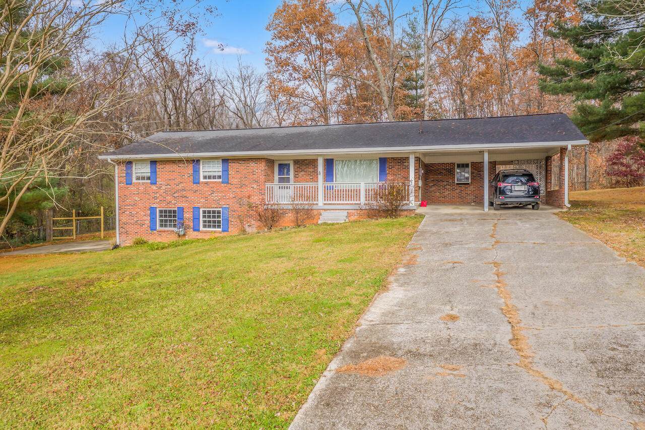 7740 Hoskins Road - Photo 1