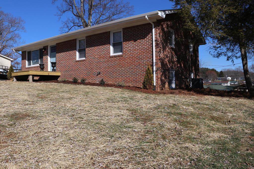 25427 Wexmouth Drive - Photo 1