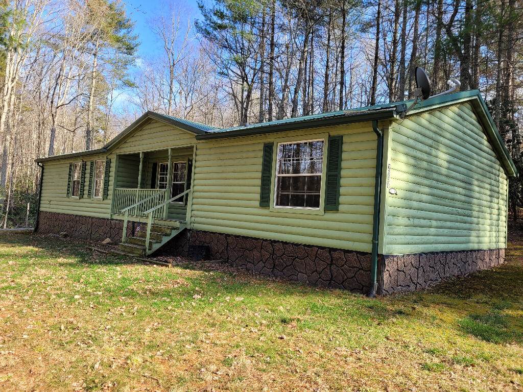 268 Park Service Road - Photo 1