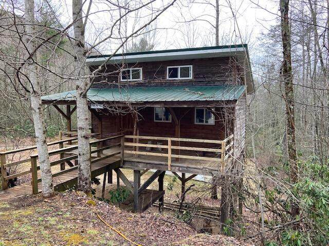 1393 Arnoldtown Road - Photo 1