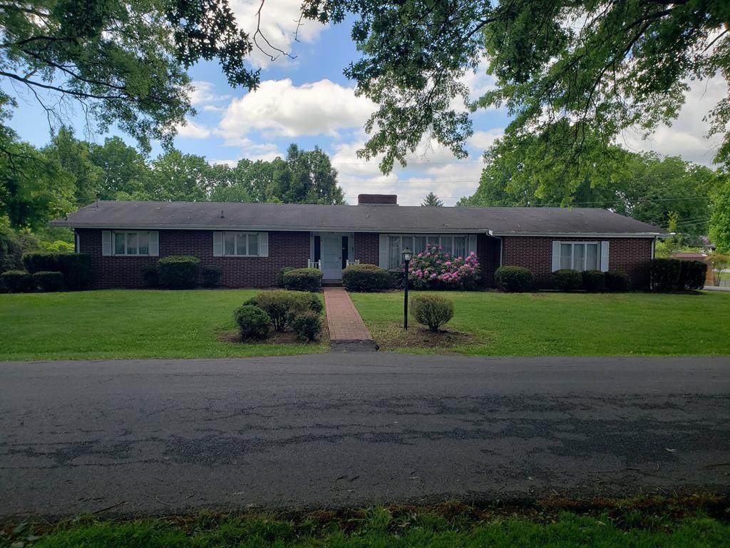 876 Falcon Drive - Photo 1