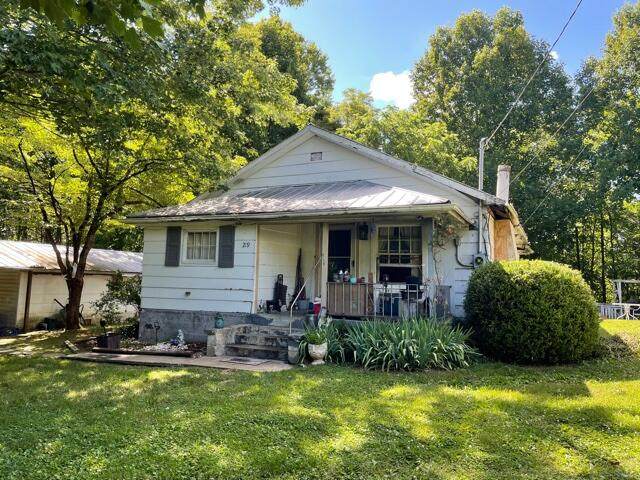219 Cherry Grove Road - Photo 1