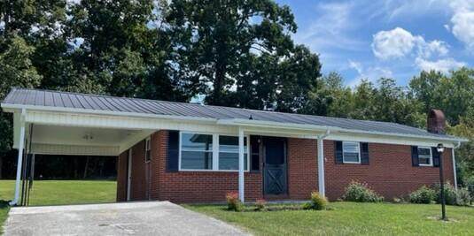1668 Elgin Drive - Photo 1