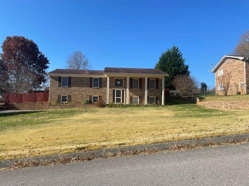 220 Collingwood Drive - Photo 1