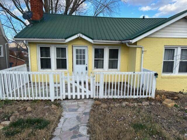 605 Maple St. - Photo 1