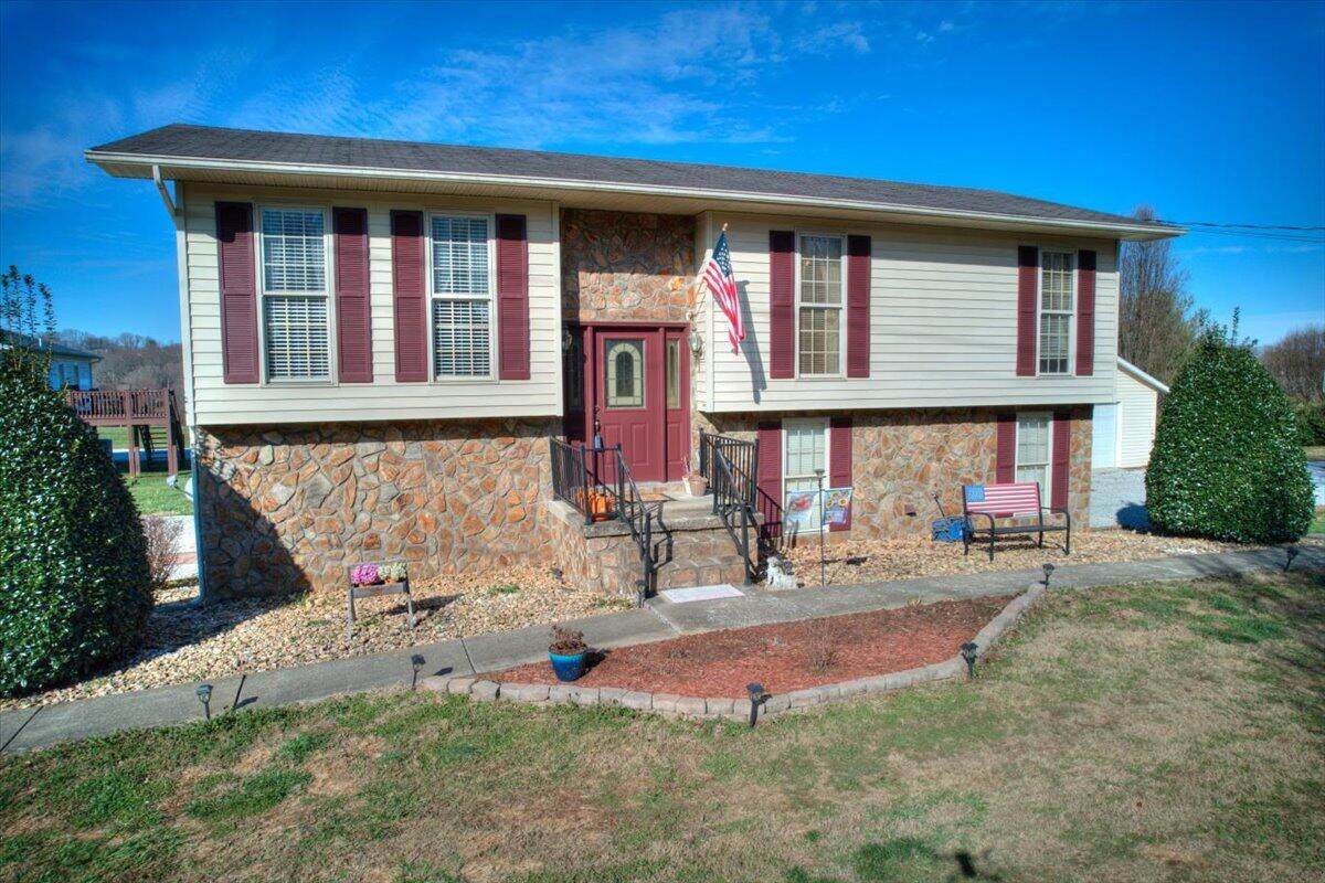 1145 Holly Creek Road - Photo 1