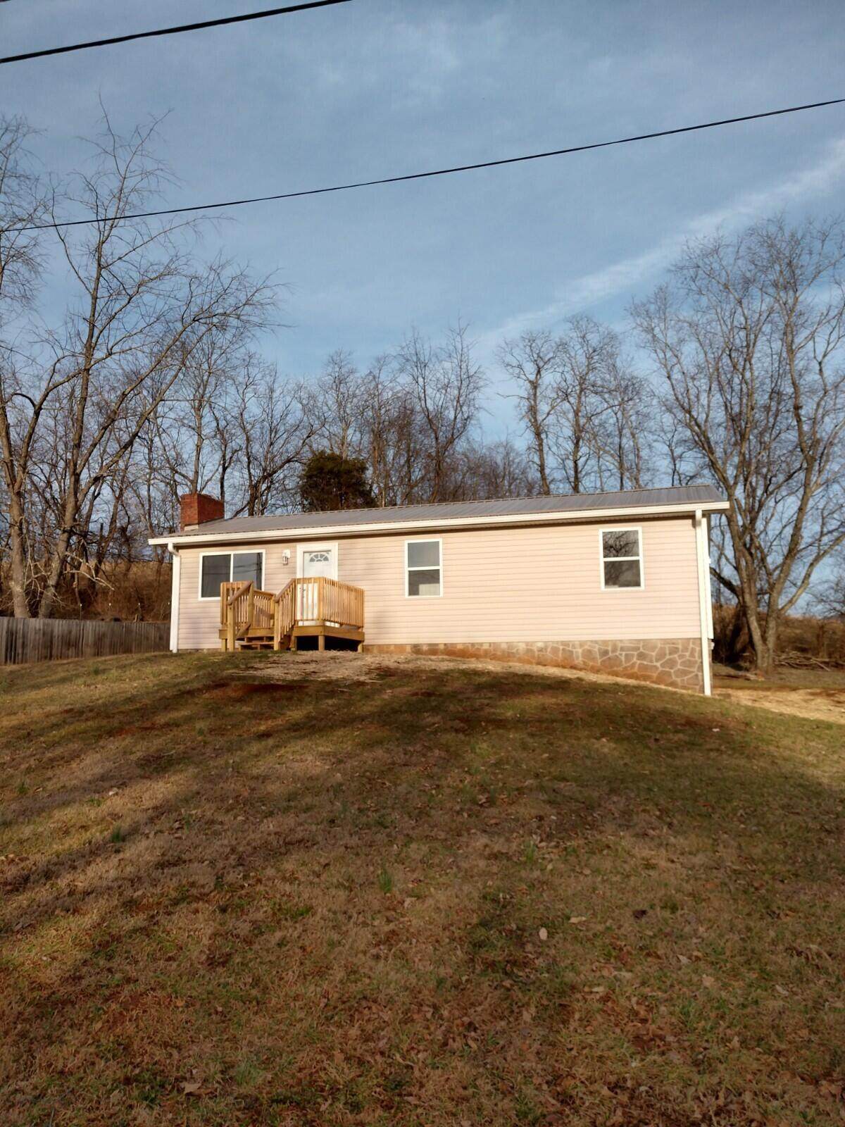 153 Pinnacle Drive - Photo 1